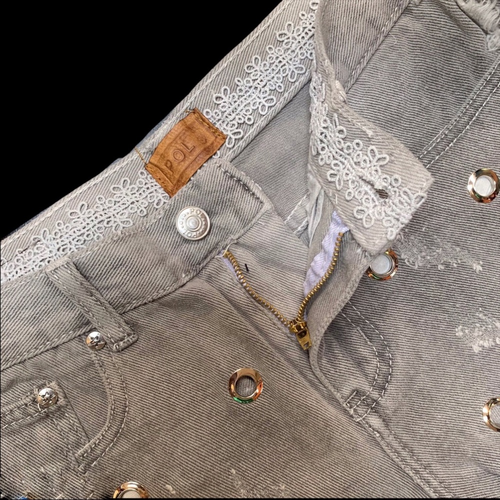 SALE POL Grey Denim Distressed Raw Edge Grommet Shorts - Picture 10 of 14